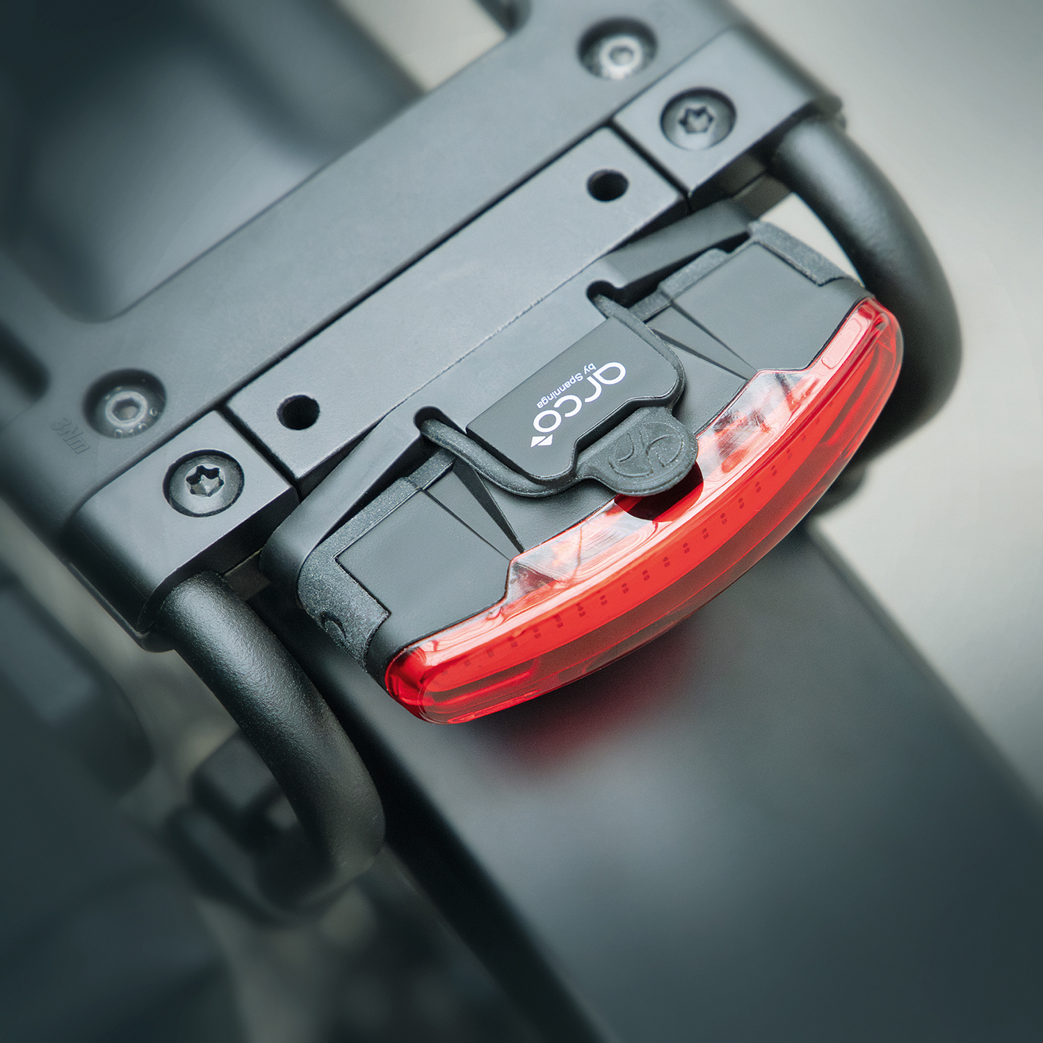 SKS Infinity Universal Rücklicht – Bild 7